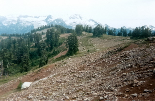 Ridge leading to Elfin Lakes 1997-09.